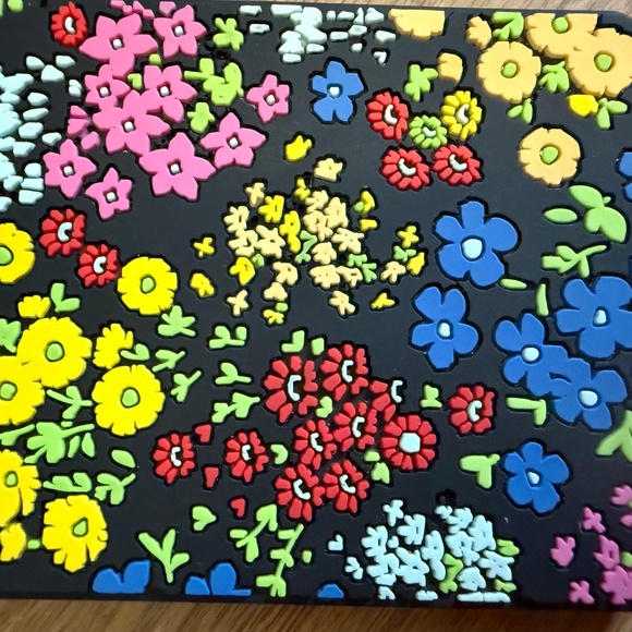 Isaac Mizrahi luggage tag- never used - Picture 2 of 5